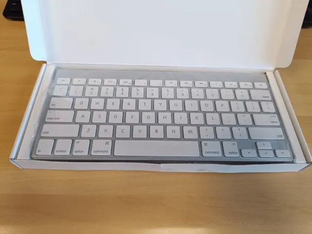 Teclado Apple Wireless Keyboard A1314 Pouco Usado - Foto 4
