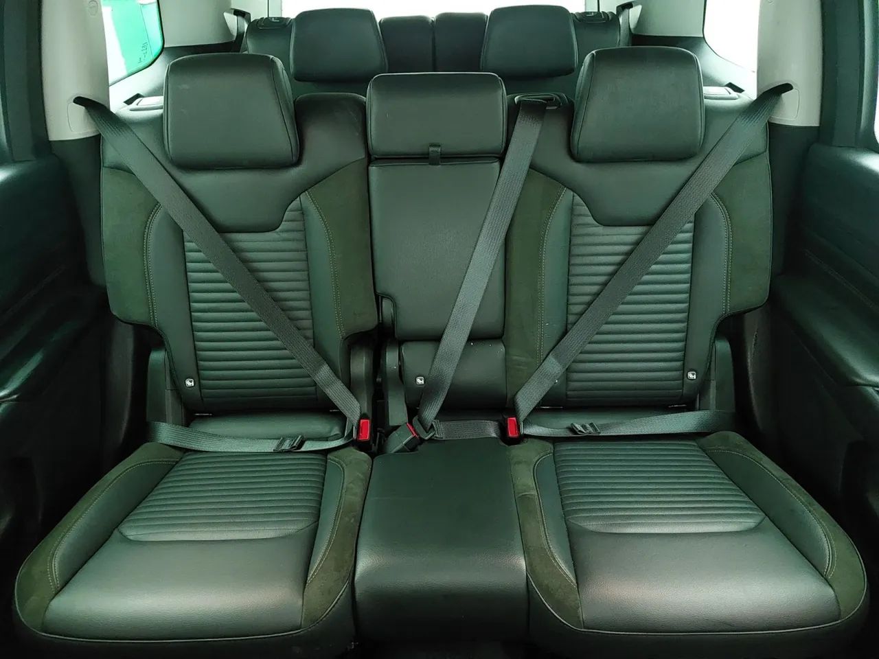 Jeep Commander Limited T270 1.3 TB Flex Aut., foto 18 de 18