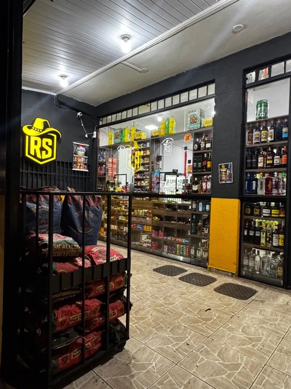DISTRIBUIDORA DE BEBIDAS COMPLETA À VENDA! - Foto 3