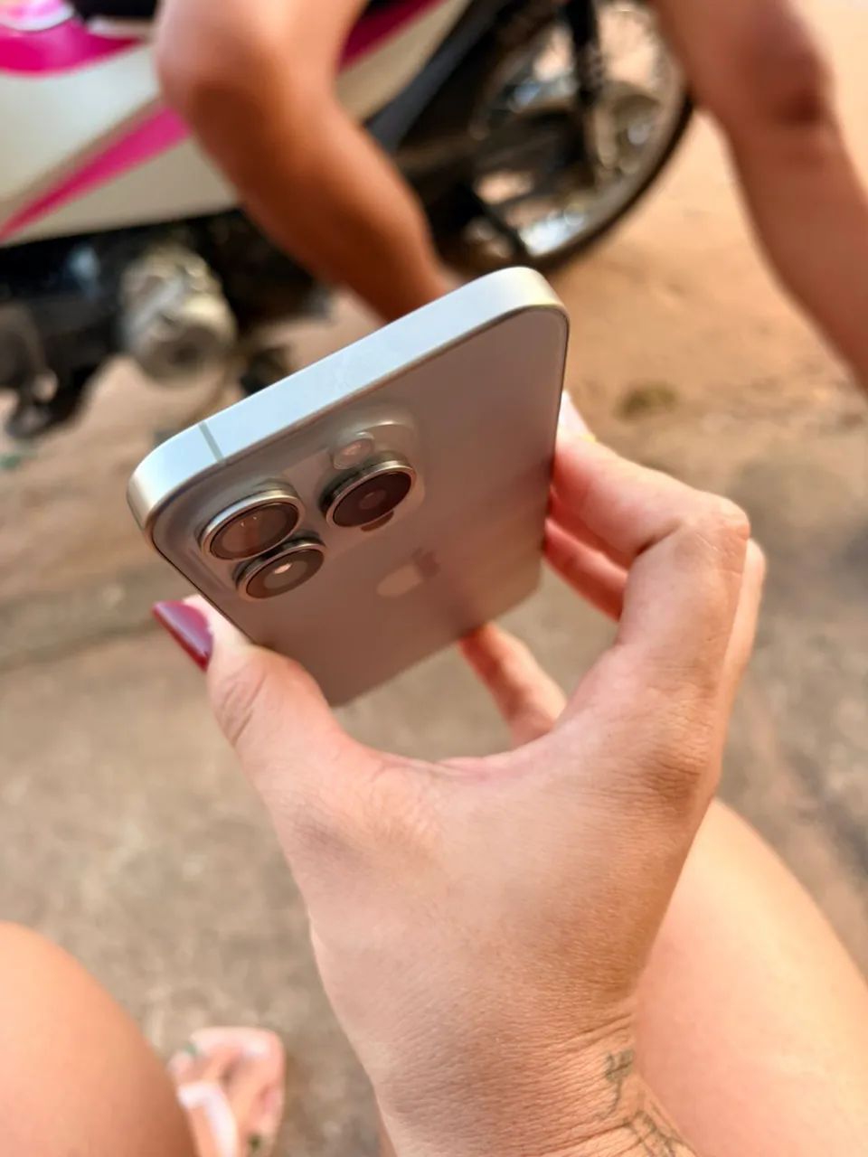 iPhone 15 pro 256gb - Foto 4