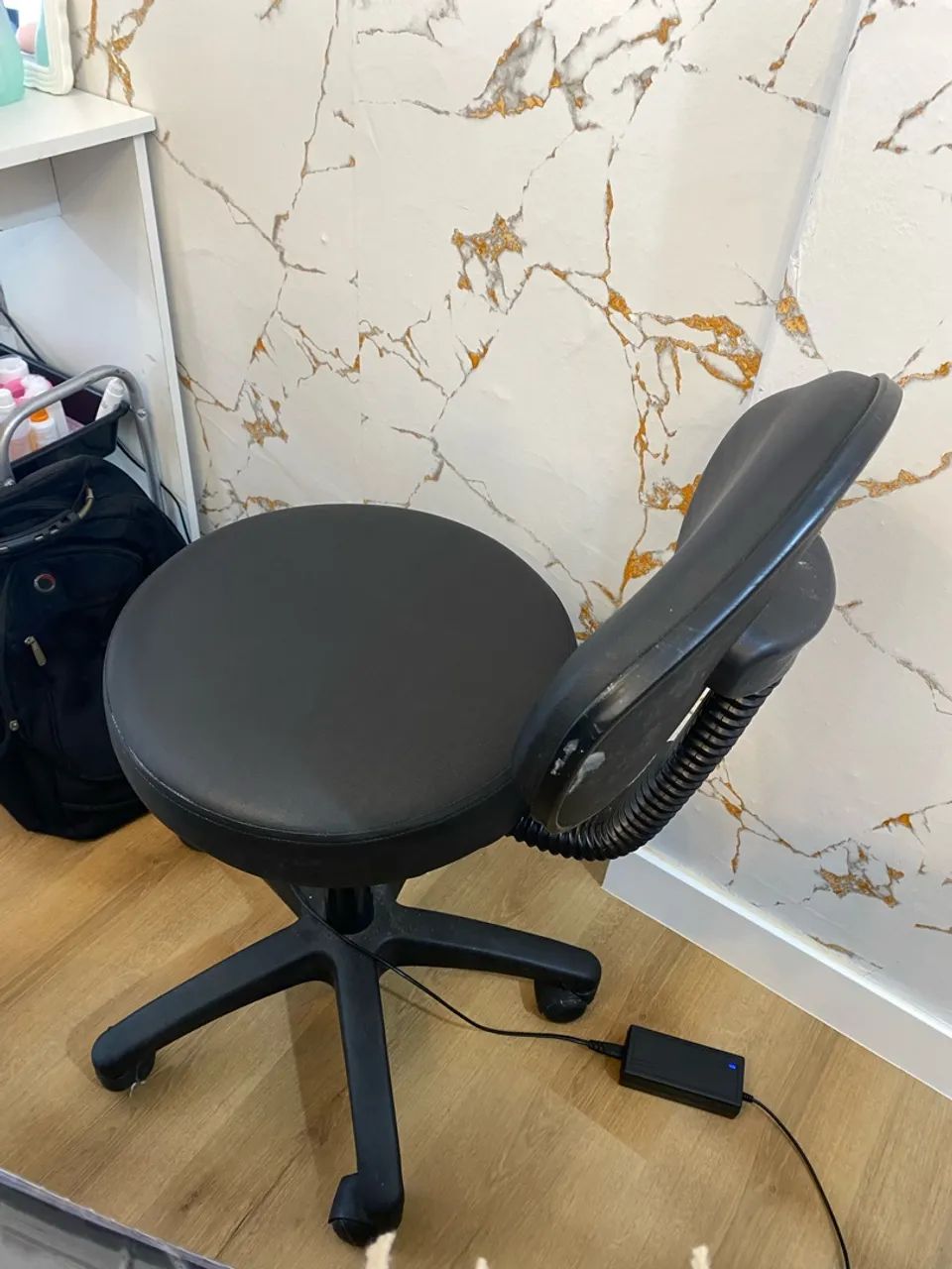 Vendo mocho estética salão  - Foto 2