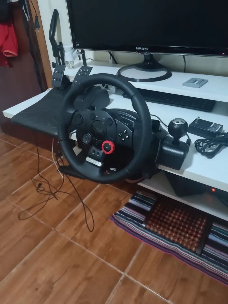Volante gamer Logitech completo original  - Foto 4