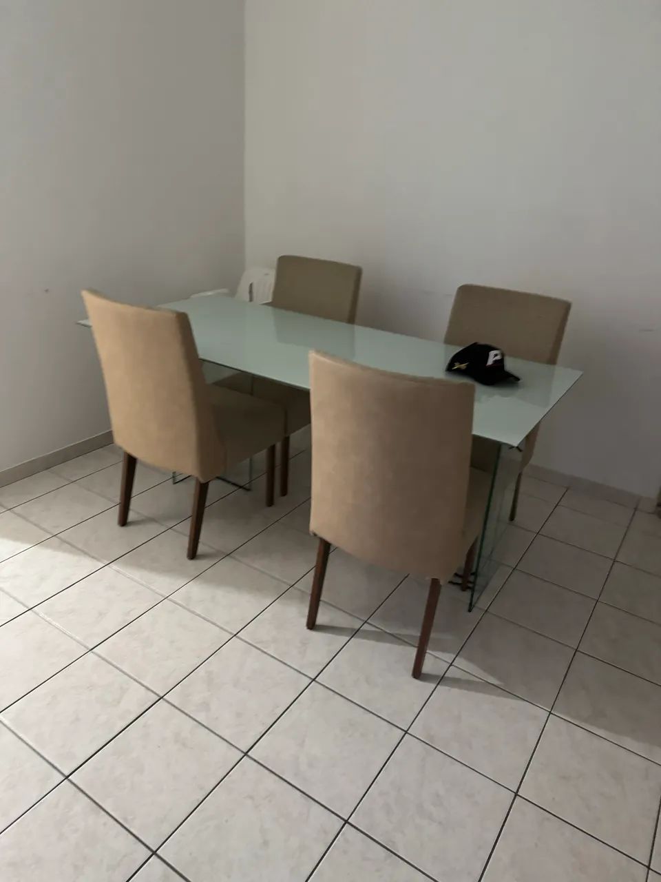 Mesa e cadeiras  - Foto 2