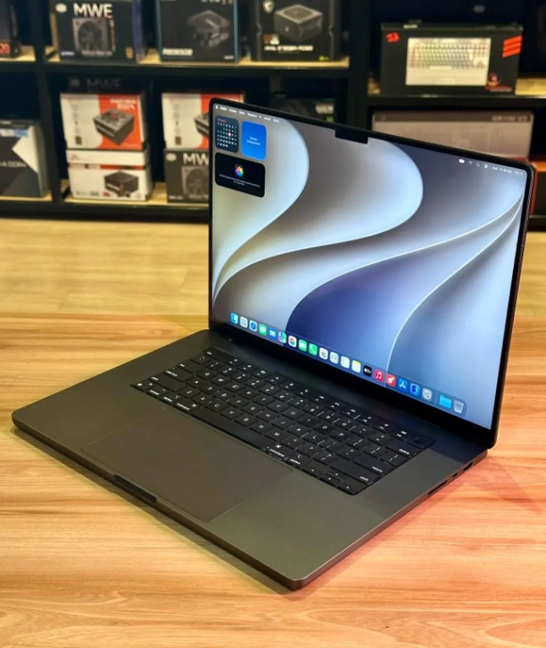 Macbook pro M3 pro 18gb, ssd 512GB 16' pol - Pronta entrega