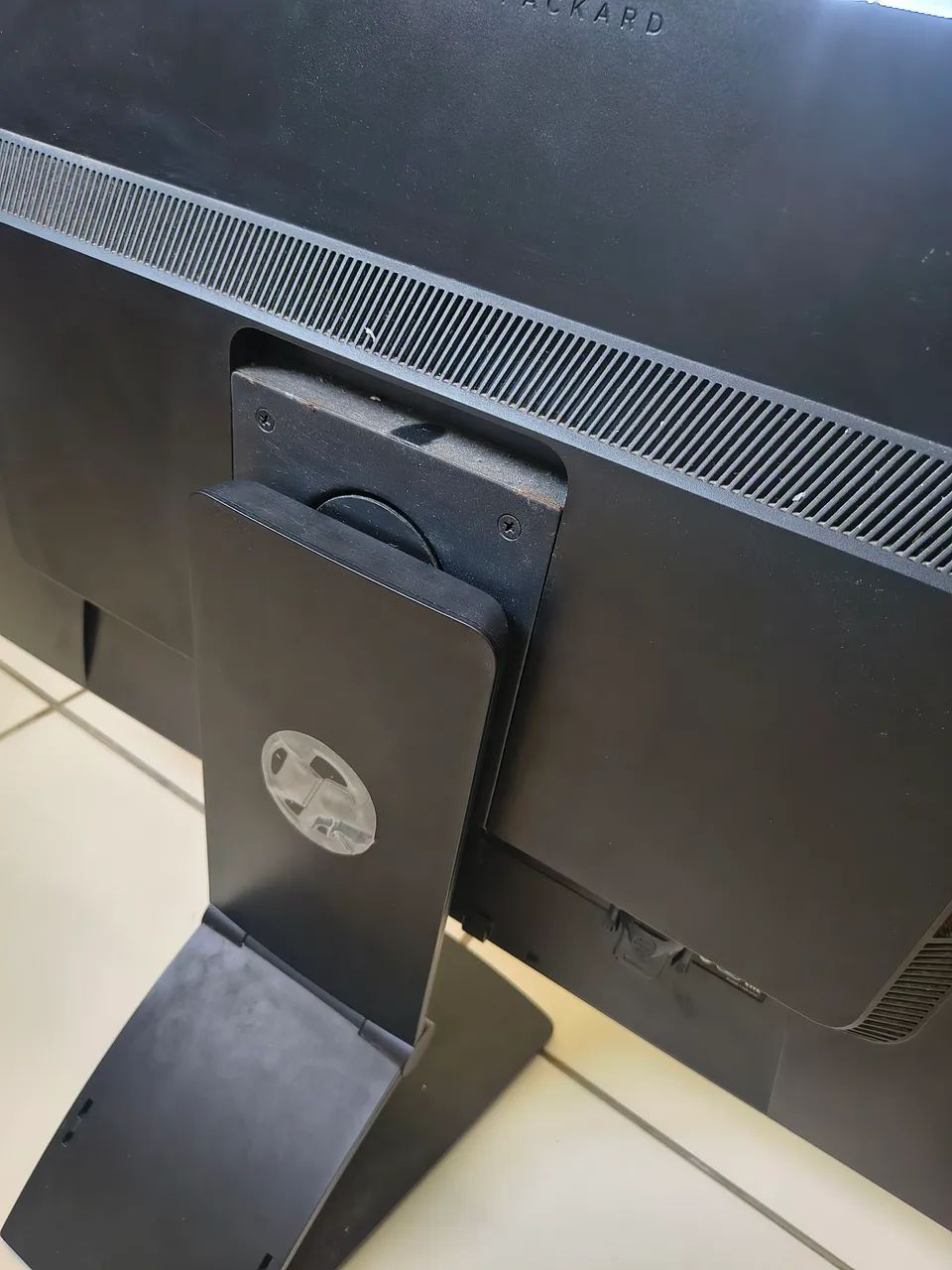 Monitor HP Elite  ,  27 Polegadas Full HD.  - Foto 4