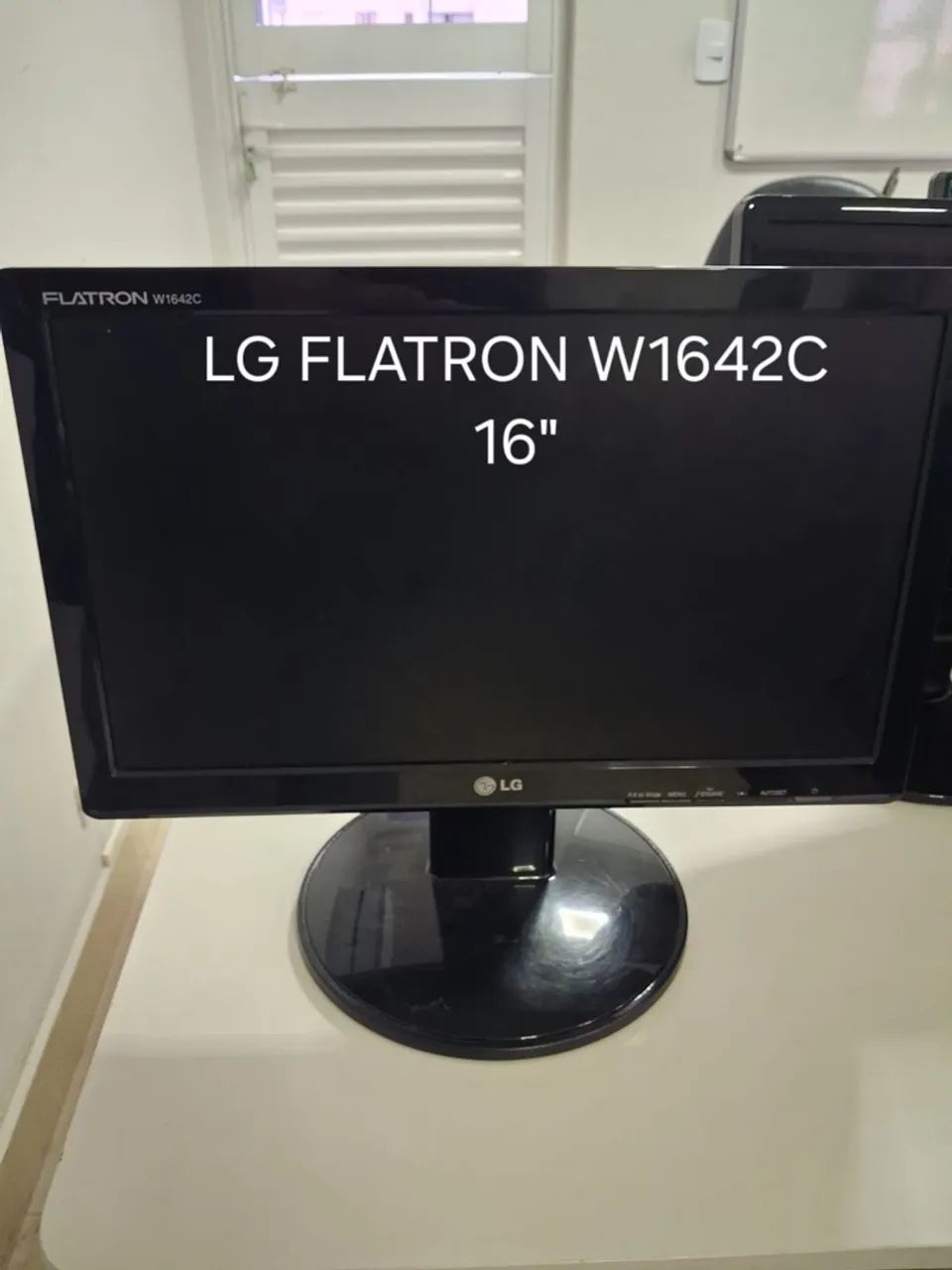 MONITOR LG FLATRON W1643C
