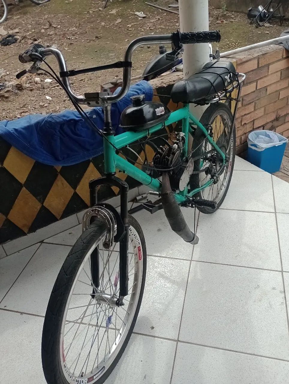 Bike boa