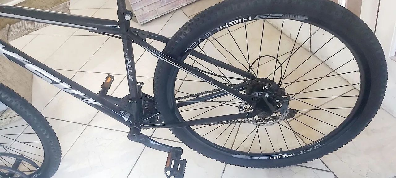 Bicicleta Aro 29 estado de nova - Foto 4