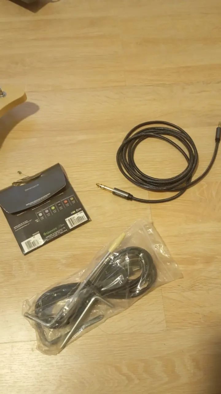 Guitarra Strinberg STS100 - Oportunidade (R$ 500)