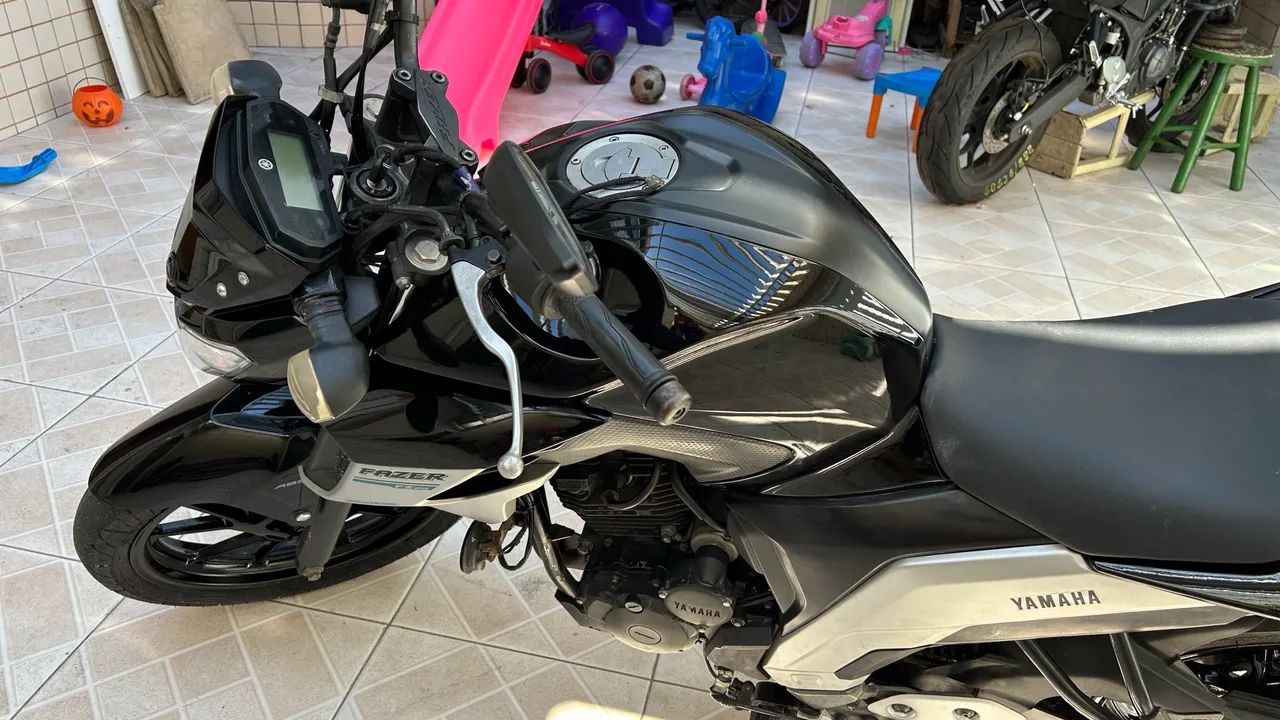 FZ 25 2018 - Foto 5