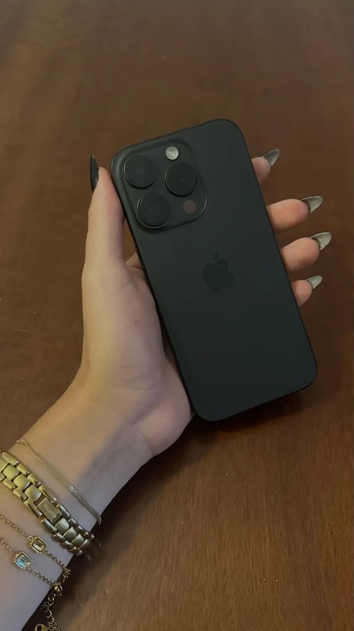 iPhone 15 Pro - 256g