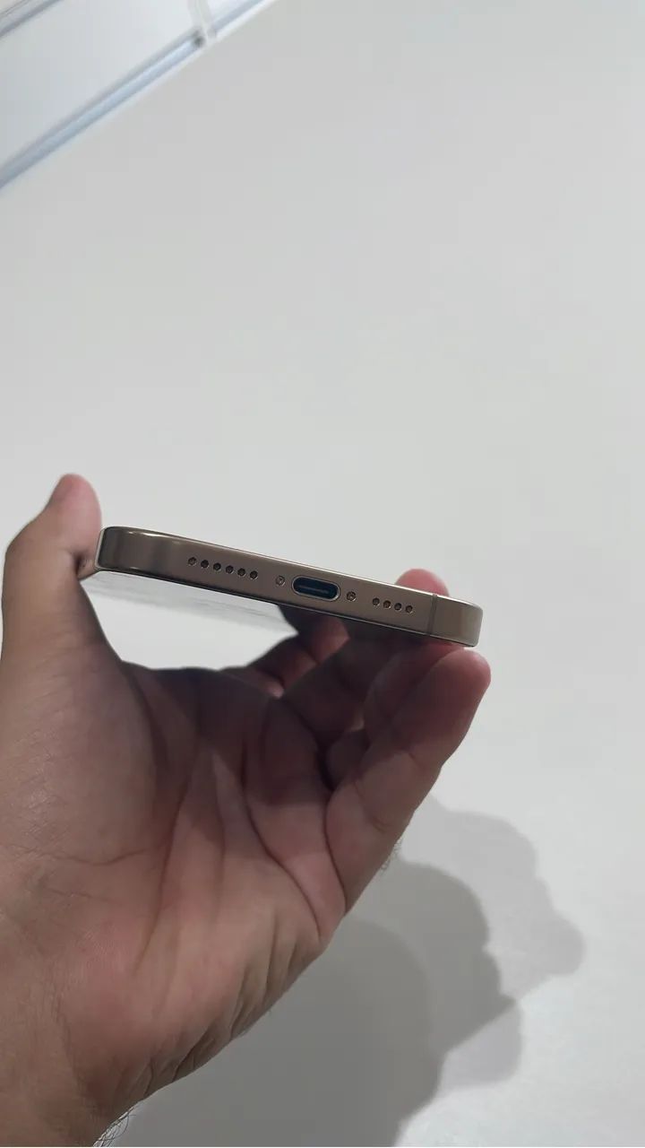 iPhone 16 Pro Max 256GB - Foto 2