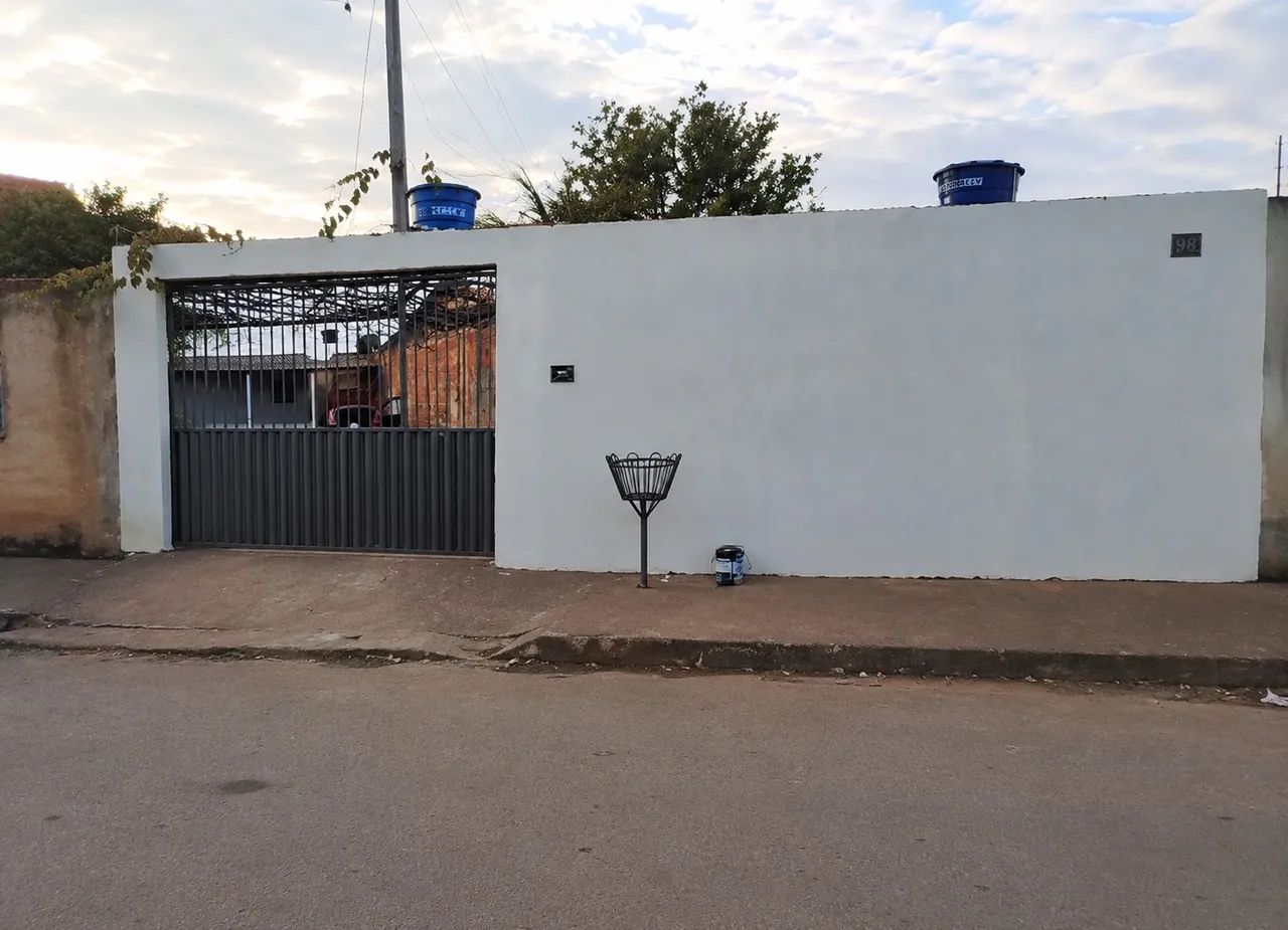CASA À VENDA - JARDIM BARRAGEM 5