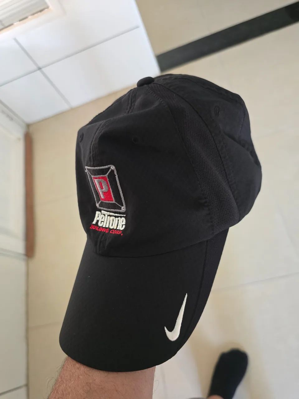 Bone nike 