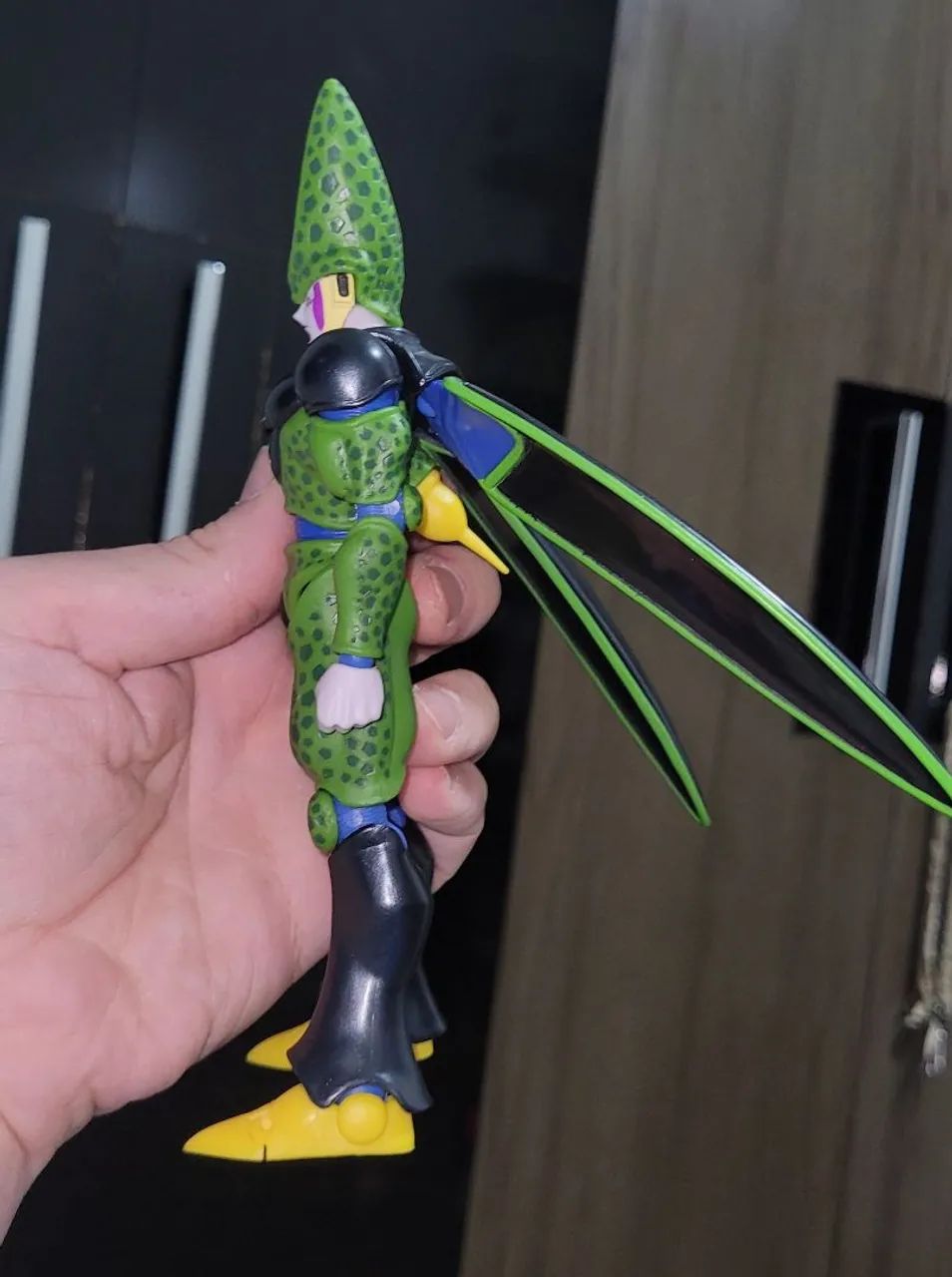 CELL KW STUDIOS COM MOD - ESCALA COM SH FIGUARTS BANDAI - Foto 2