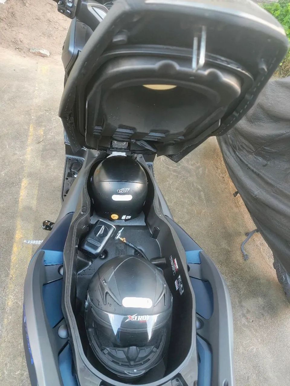 Vendo scooter Xmax 250 2025 - Foto 4