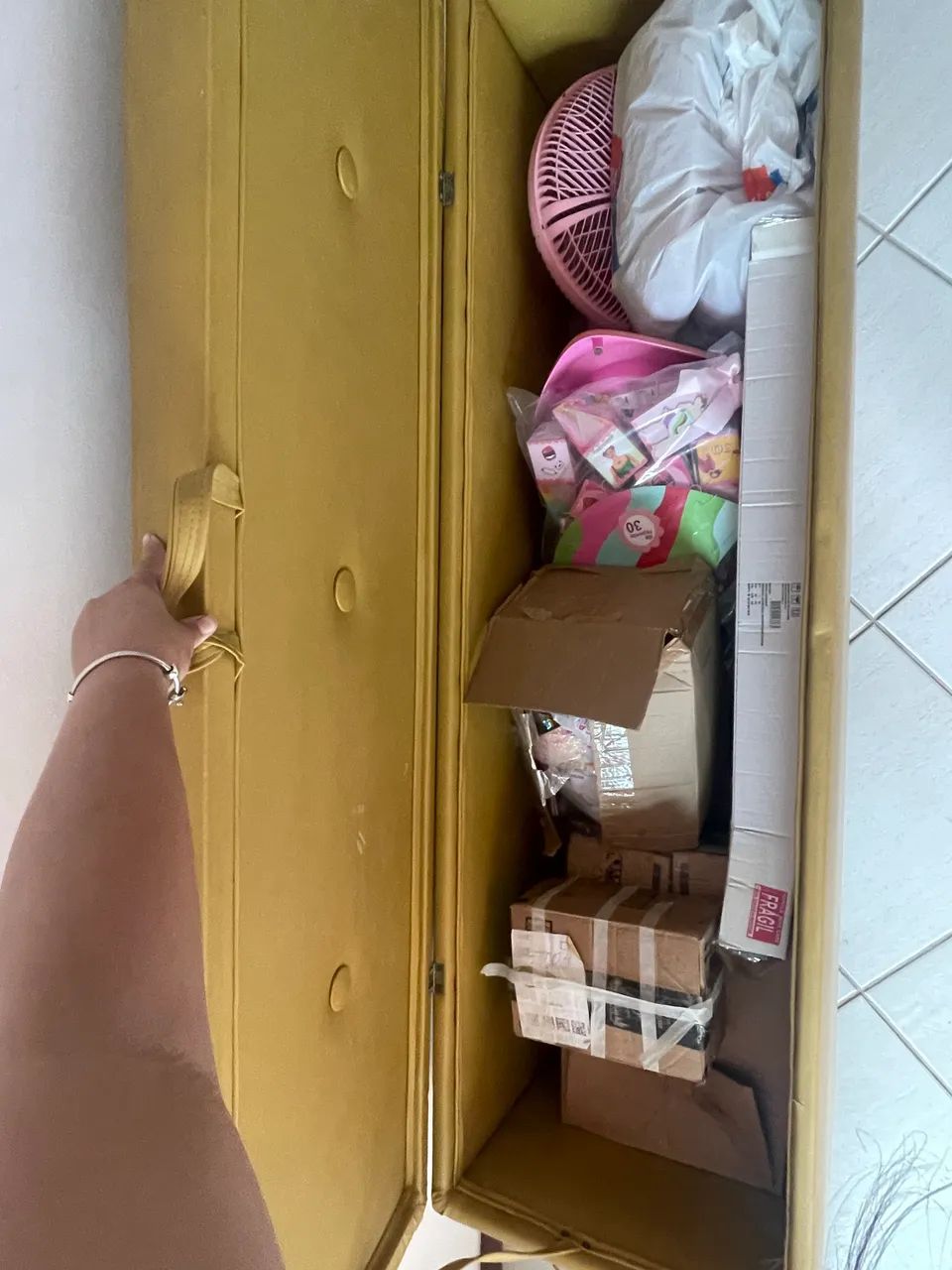 Vende-se Recamier amarelo  - Foto 3