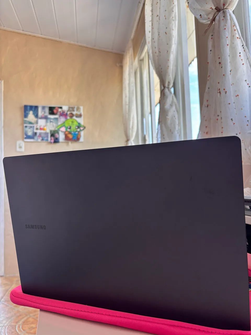 Notebook Samsung Galaxy Book2 i3 12ª Geração | 4GB RAM | SSD 256GB | 15,6? Full HD