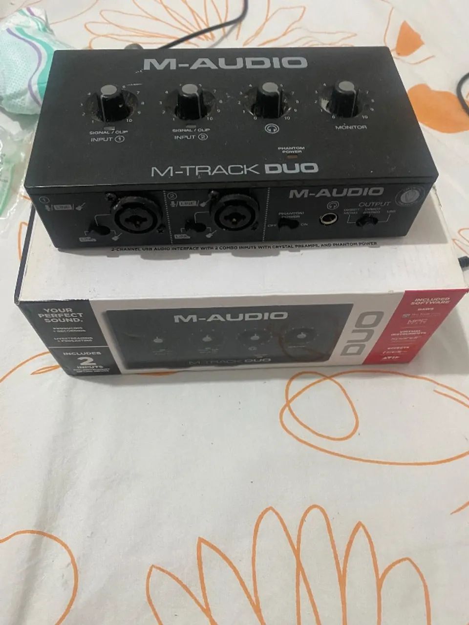 Interface de Áudio M-Audio M-Track Duo - Impecável