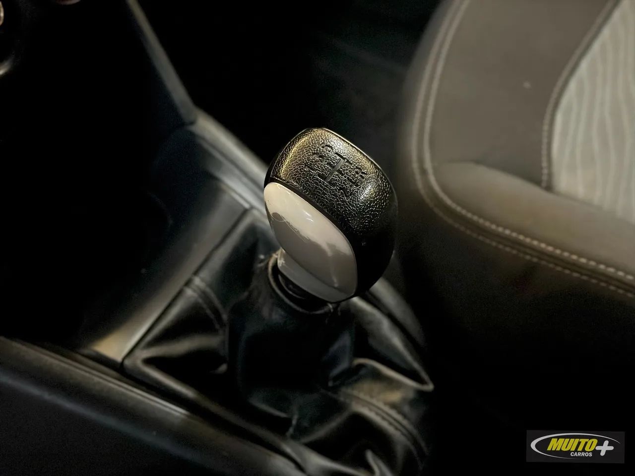 Peugeot 208 Active/active Pack 1.5 Flex 8V 5P 2014 - Foto 6