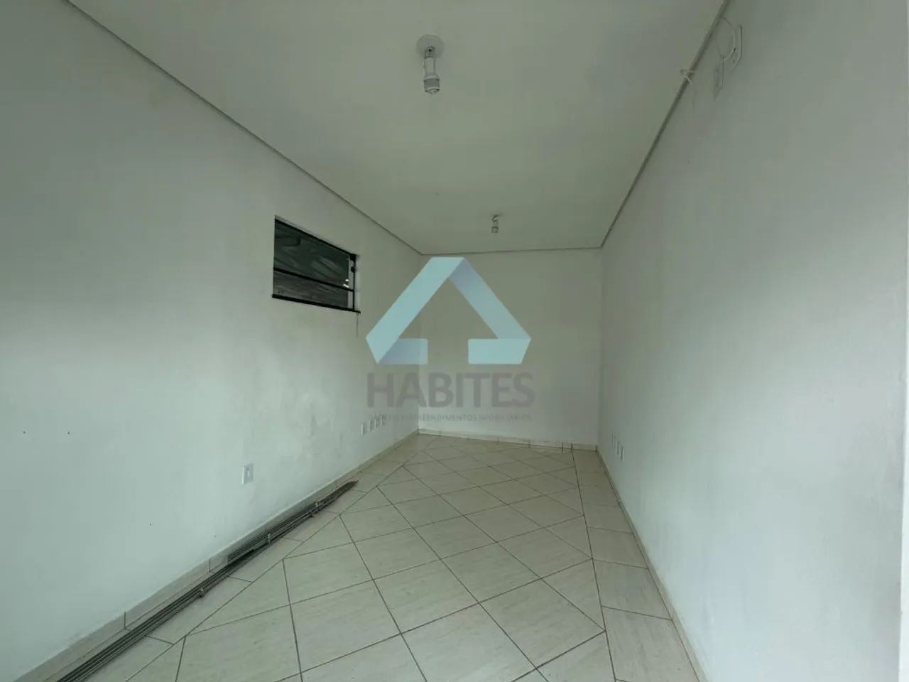 CASA COMERCIAL PARA LOCAÇÃO - Foto 2