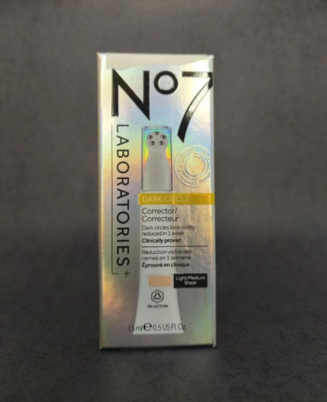 Corretor de Olheiras No7 Laboratories 15ml - Foto 2