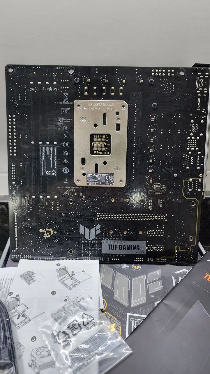 TUF Gaming B650M-E Wifi COM DEFEITO - Foto 3