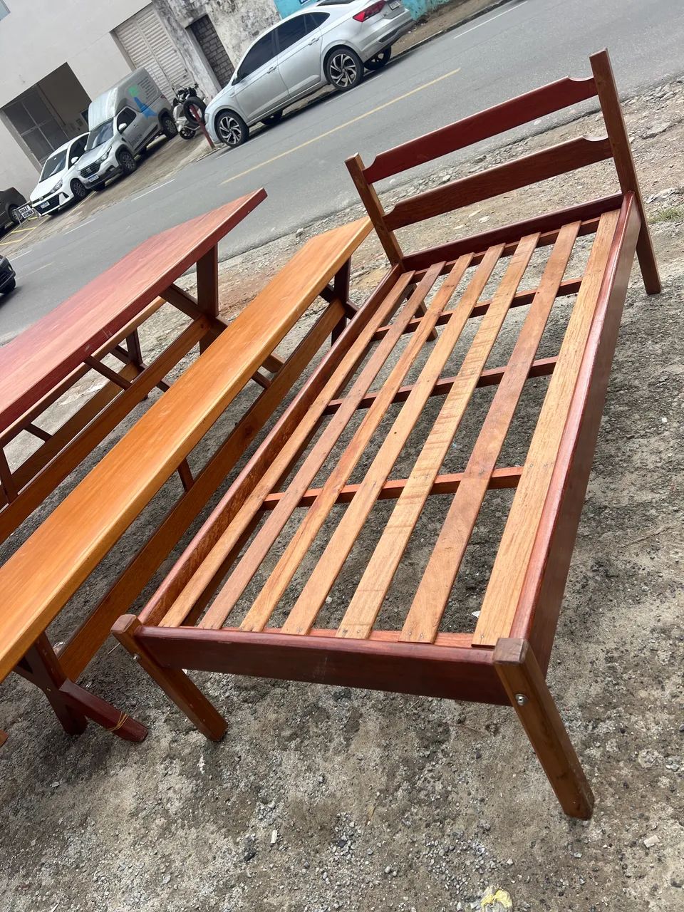 Cama de solteiro toda em jatobá  - Foto 4