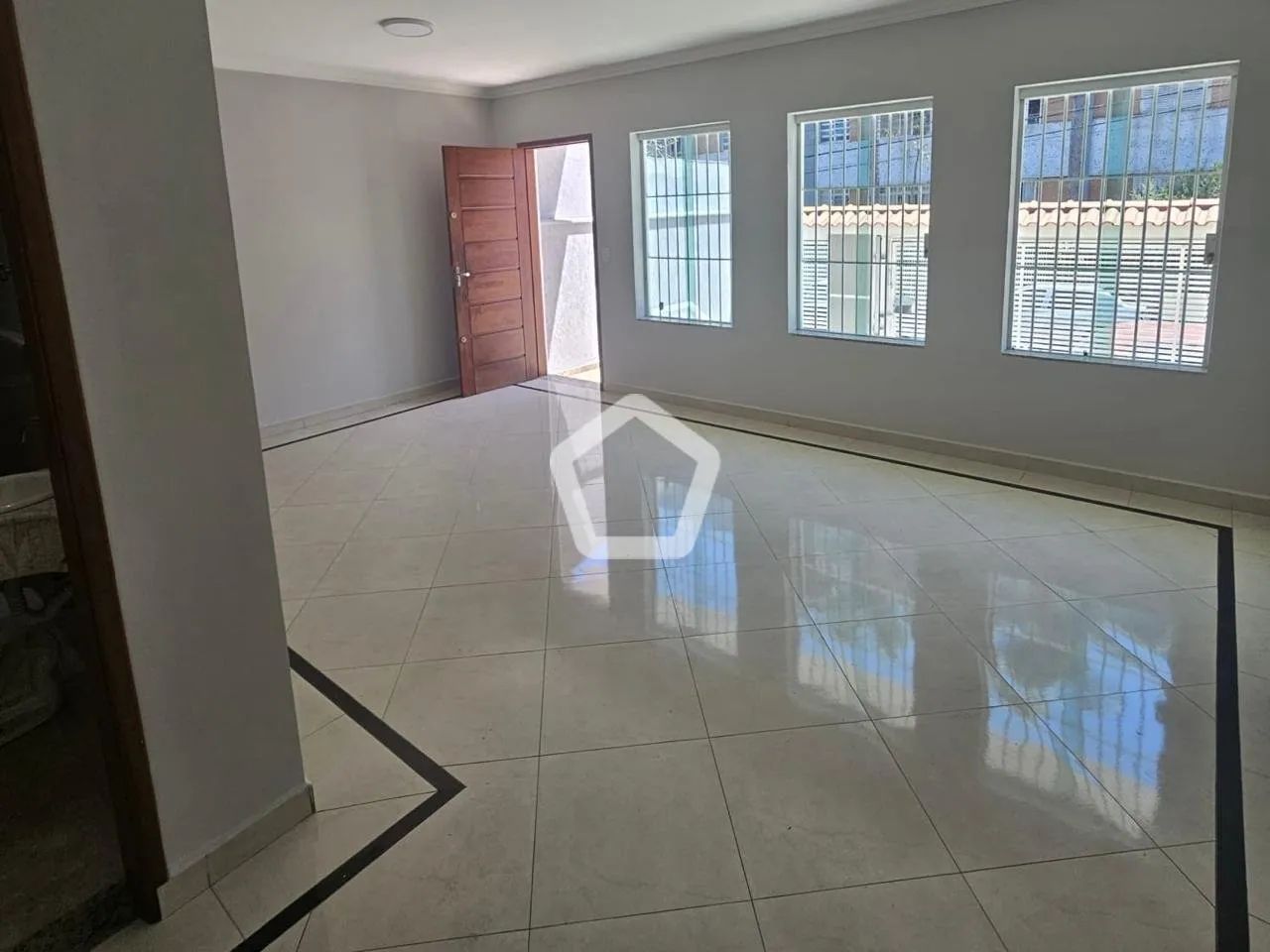 Casa de Luxo em Vila Medeiros - R$ 890.000