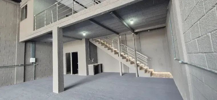 Excelente Galpão com 200m Setor Estrela Dalva - Goiânia - GO - Foto 4