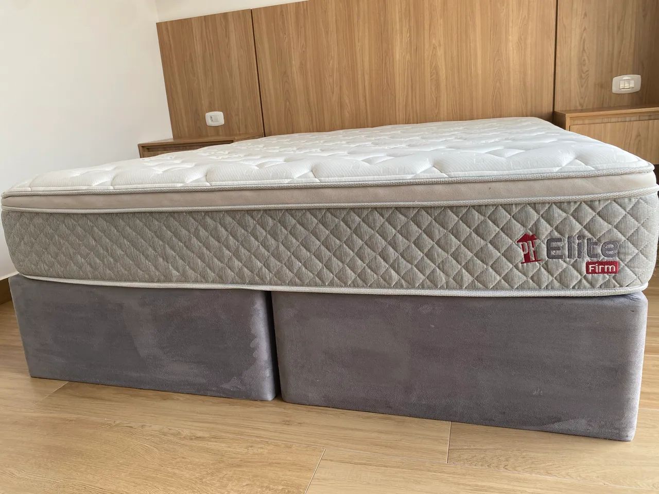 Vende-se CAMA BOX QUEEN semi nova  - Foto 2