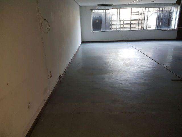Excelente Prédio Comercial de Esquina, 440 m2, lado da sombra, ideal para farmácias, lojas - Foto 5