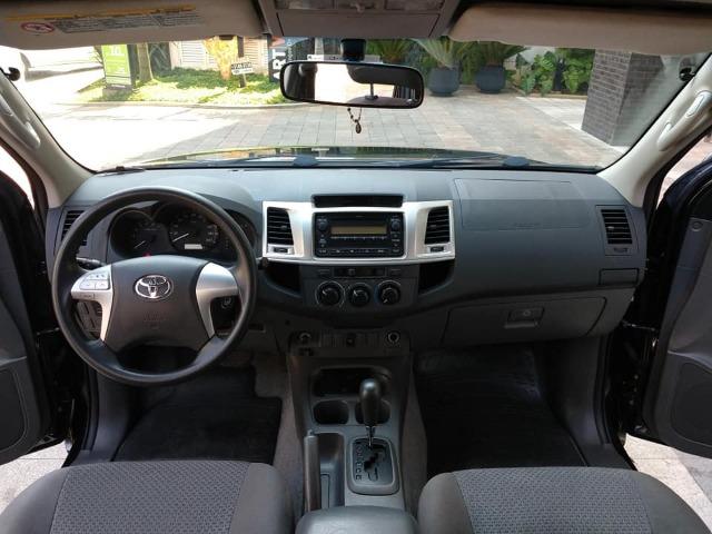 Toyota Hilux 2013, 74.000 km praticamente único dono, impecável - Foto 9