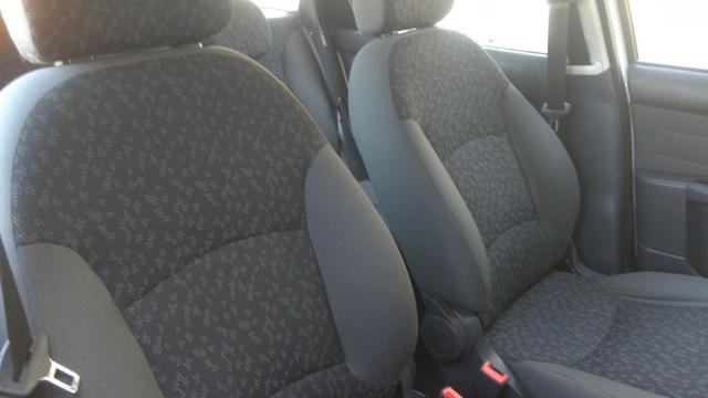 Fiat Palio Weekend 2015 Treking 1.6 completa - Foto 16