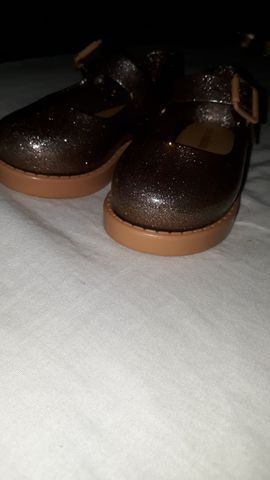 sapatinhos melissa