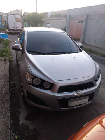 Vendo Sonic sedan LT