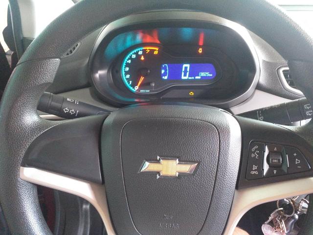 Vendo carro Onix Lt - Foto 2
