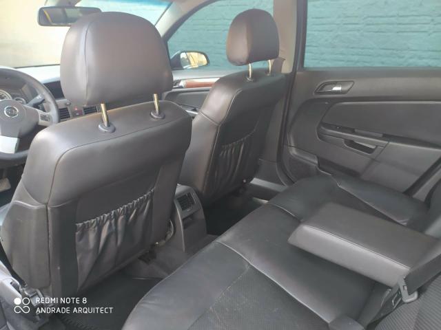 Vectra Elite 2.4 16V - Foto 8