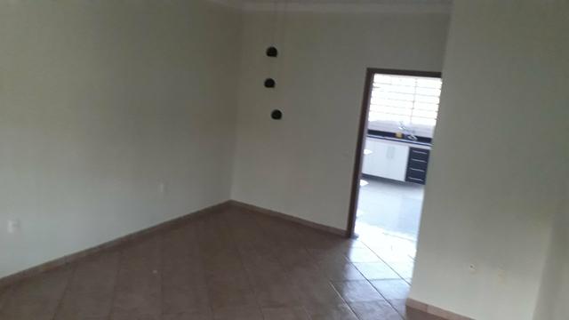 Casa com três quartos + churrasqueira - Foto 7