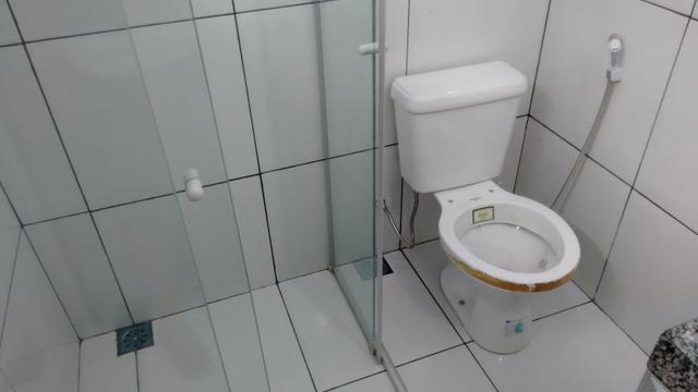 Casa Quitada, Escriturada e Mobliada, com 02 quartos, sendo um suíte e Varandas - Foto 9