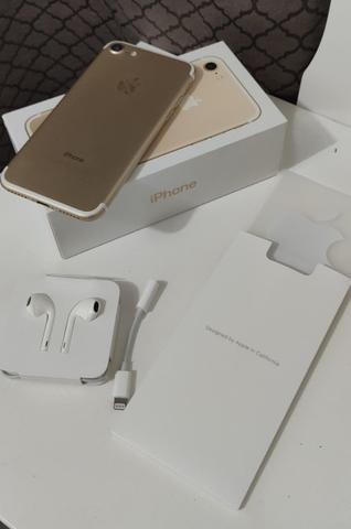 IPhone 7 32Gb Dourado