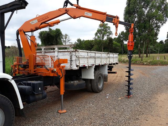 Munck, muck, muque, trado, perfuratriz, vw 13.150, vw, caminhão munck - Foto 11