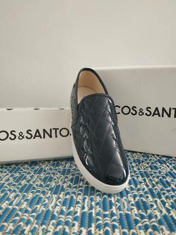 Tenis fechado slip on numero 37 ,de couro azul envernizado marinho na caixa - Foto 2