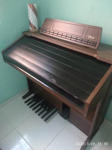 Vendo órgão minami semi novo