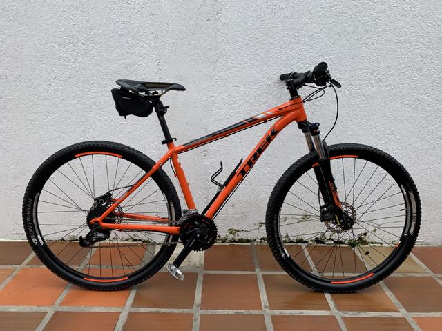 Bike Trek X-Caliber 6 impecável