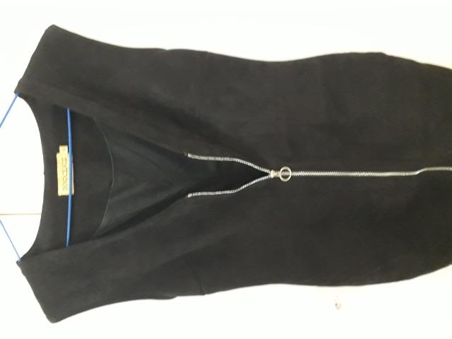 Vestido preto de festa, tecido camurça - Foto 4