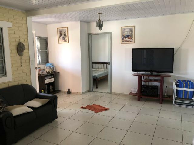 Casa Quitada, Escriturada e Mobliada, com 02 quartos, sendo um suíte e Varandas - Foto 16