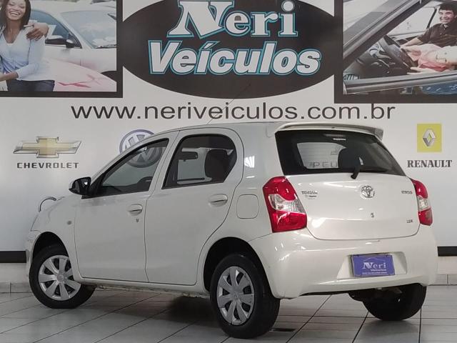 Toyota Etios x 1.3 - Foto 3