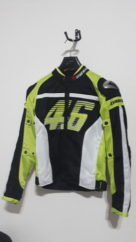 jaqueta dainese vr46