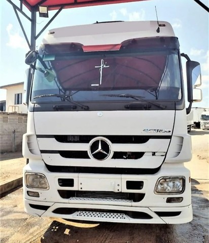 VENDO CAMINHÃO MERCEDEZ BENZ